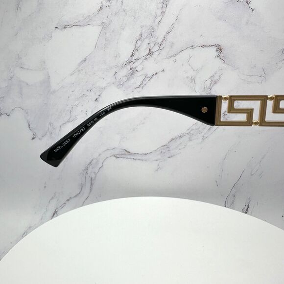 New Versace Sunglasses - Picture 6 of 16